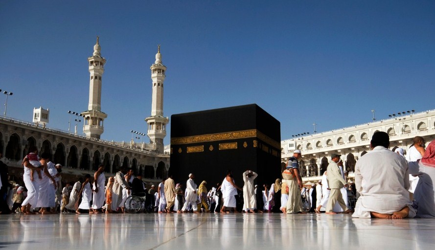 Rekomendasi Paket Biro Travel Haji Umroh di Sukoharjo, Layanan Terbaik untuk Perjalanan Ibadah